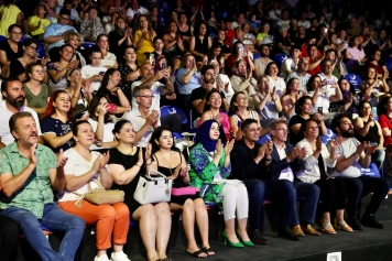 ASEV TSM Korosu Muazzez Abacı Şarkılarıyla Mest Etti Galeri