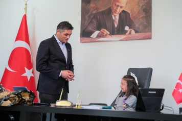 Başkan Serkan Acar 23 Nisan’da Koltuğunu Devretti Galeri