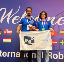 Fibonacci Robot Olimpiyatlarında Aliağa’dan 3 Dünya Birincisi Galeri