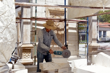 Helvacı Tarihi Kent Meydanı’nda Çalışmalar Sürüyor Galeri