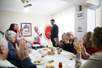Başkan Serkan Acar’a Desteklerinden Dolayı Özel Şilt Galeri