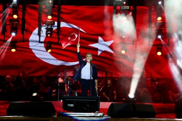 ZAFERİN 104. YILI ALİAĞA’DA BÜYÜK COŞKUYLA KUTLANDI Galeri