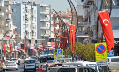 Aliağa, Büyük Zafer İçin Bayraklarla Donatıldı Galeri