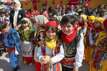 23 Nisan Ulusal Egemenlik Çocuk Bayramı Aliağa’da Coşkuyla Kutlandı Galeri