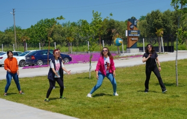 Aliağa Yörükler Derneği Güneşli Havanın Tadını Obapark’ta Çıkardı Galeri