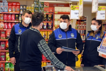 Aliağa Zabıtasından Fahiş Fiyat ve Etiket Denetimi Galeri