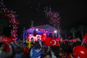 ALİAĞA’DA CUMHURİYETİN 103. YILI COŞKUYLA KUTLANDI Galeri