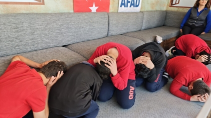 Aliağa'da Deprem Simülasyon Tırı Vatandaşlarla Buluştu Galeri