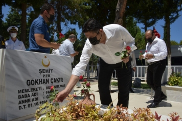 Mülki Erkan ve Vatandaşlar Engelsiz Kafe’de Bayramlaştı Galeri