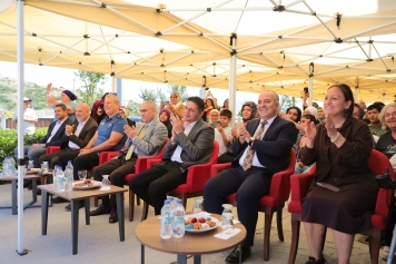 Aliağa’nın Özel Çocuklarından Rengarenk 2. Bahar Şenliği Galeri