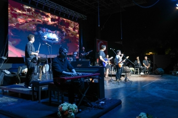 Aliağa Belediyesi Sanatevi (ASEV )Öğrencilerinden Unutulmaz Müzik Gecesi Galeri