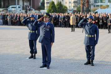 Büyük Önderimizi Saygı, Sevgi ve Özlemle Anıyoruz Galeri