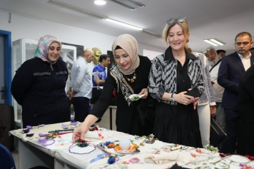 Aliağalı Kadınların El Emeği Ürünleri Görücüye Çıktı Galeri