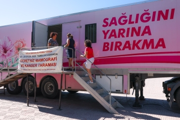 KANSER TARAMA ARACI “PEMBE PRENSES” ALİAĞA’DA Galeri