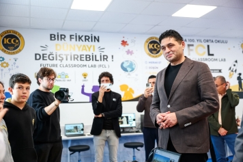 ALİAĞA 100. YIL ORTAOKULU’NA “GELECEĞİN SINIFI” Galeri