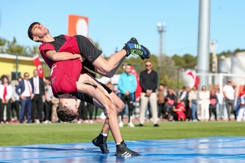 Cumhuriyetin 102.Yıl Gururu Aliağa Atatürk Stadında Yaşandı Galeri