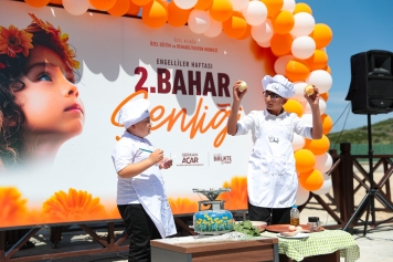 Aliağa’nın Özel Çocuklarından Rengarenk 2. Bahar Şenliği Galeri