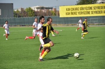 Aliağaspor FK, Hazırlık Maçında Rahat Kazandı Galeri