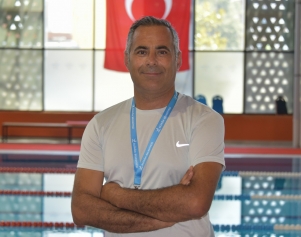 Yarı Olimpik Havuzda Yüzme Kursları Başladı Galeri