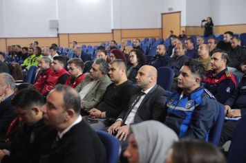 Aliağa’da İlçe Afet Müdahale Planı Toplantısı Gerçekleştirildi Galeri