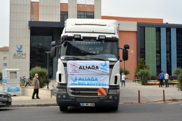 İhtiyaç Malzemeleri Aliağa'dan Yola Çıktı Galeri