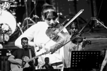 Aliağa Belediyesi Sanatevi (ASEV )Öğrencilerinden Unutulmaz Müzik Gecesi Galeri