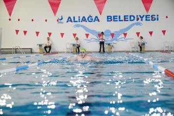 Özel Sporcular Aliağa’da Kulaç Attı Galeri