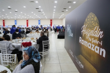 Ramazan’ın İlk İftarına Yoğun İlgi Galeri