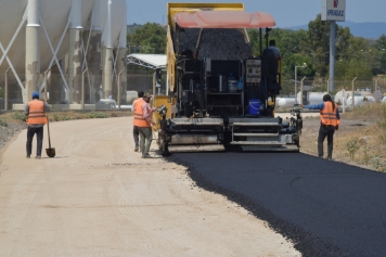 Tanker Garajı Yoluna Bin 100 Ton Asfalt Serildi Galeri