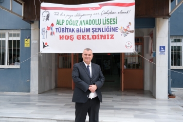 Alp Oğuz Anadolu Lisesi’nden TÜBİTAK Bilim Şenliği Galeri