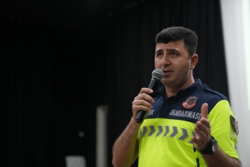 Aliağa Belediyesi’nde Güvenli Sürüş ve Şiddetle Mücadele Eğitimi Galeri