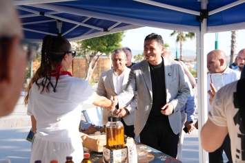 ALİAĞA SANAT GÜNLERİ ŞAKRAN ZEYTİN VE DENİZ FESTİVALİ İLE BAŞLADI Galeri