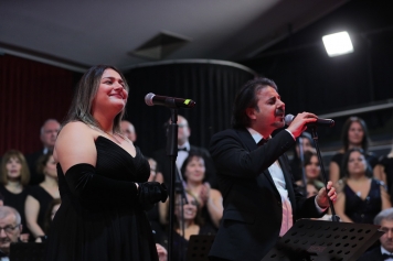 ASEV TSM Korosu Şekip Ayhan Özışık Eserleriyle Sahne Aldı Galeri