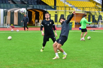 Lider Aliağaspor FK, Çiğli Deplasmanına Hazırlanıyor Galeri