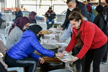 Helvacı'da Geleneksel Asker Hayırı Düzenlendi Galeri