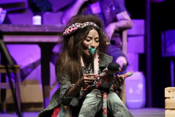 ALBET’ten Ezber Bozan Performans: “5 Dakikada Ünlü”  Galeri