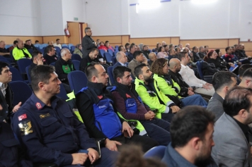 Aliağa’da İlçe Afet Müdahale Planı Toplantısı Gerçekleştirildi Galeri