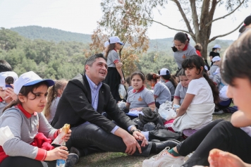 Aliağa’da Şenlik Havasında Orman Temizliği Galeri