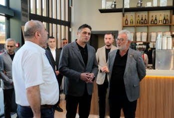 Aliağa’nın Yeni Buluşma Noktası: ALBEST Meydan Kafe Galeri