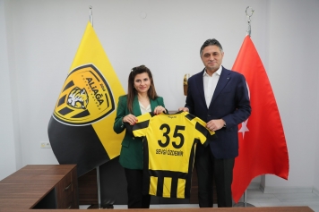 Aliağaspor FK, Şampiyonluk Kupasını Aldı Galeri