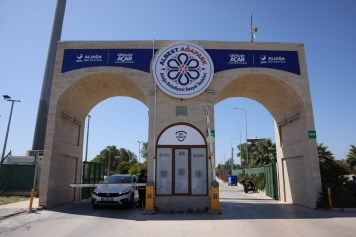 Aliağa Plajları Tatilcileri Ağırlamaya Hazır Galeri