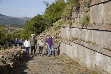Aigai Antik Kenti, Aliağa Belediyesi Tarafından Turizme Hazırlanacak Galeri