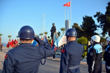 Atamızı Saygı ve Özlemle Andık Galeri