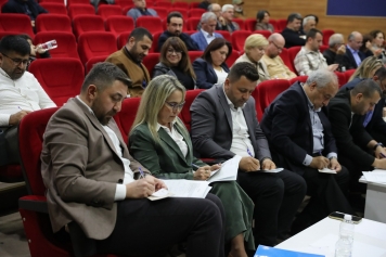 Aliağa Belediye Başkanı Serkan Acar, “Yatırım Yapan Bir Belediyeyiz” Galeri