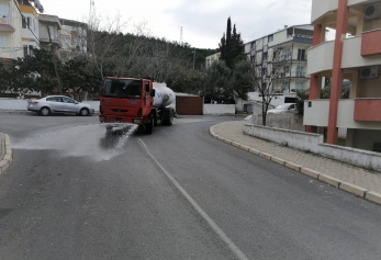 ALİAĞA’DAKİ TÜM MAHALLELER DEZENFEKTE EDİLİYOR Galeri