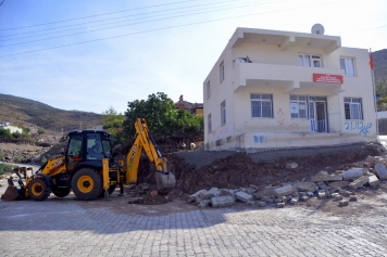 Aliağa Belediyesi’nden Yukarı Şehitkemal’e Hizmet Yağmuru Galeri