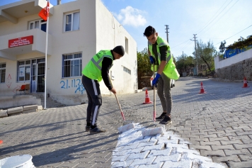 Aliağa Belediyesi’nden Yukarı Şehitkemal’e Hizmet Yağmuru Galeri