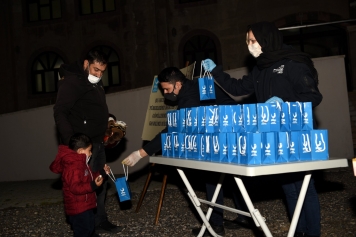 Aliağa Belediyesi’nden Kandil Simidi İkramı Galeri