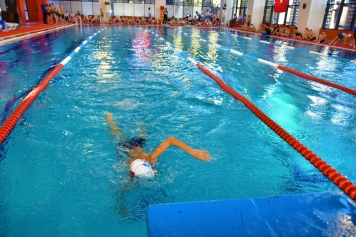 Aliağa Belediyesi’nin Yüzme Tesisleri İzmir’de Zirveye Oynuyor Galeri