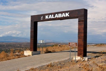 Kalabak'ta Vatandaşlar Tarım Arazilerine Rahatça Ulaşacak Galeri